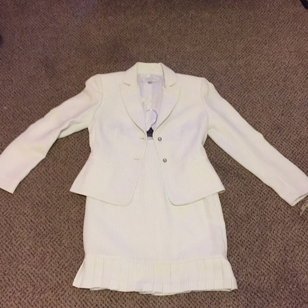 Dress Suit